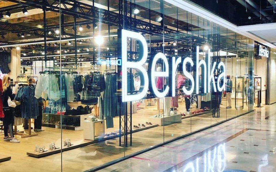 belle_epine_bershka_opening.jpg