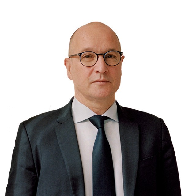 jean_marc_jestin_2021_c_vincent_desailly_portrait_fond_blanc.png.jpg