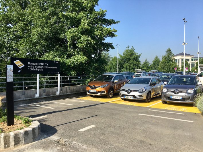 Location de voiture courte durée en libre-service